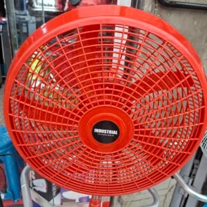 VENTILADOR DE COLOR ROJO PLASTICO